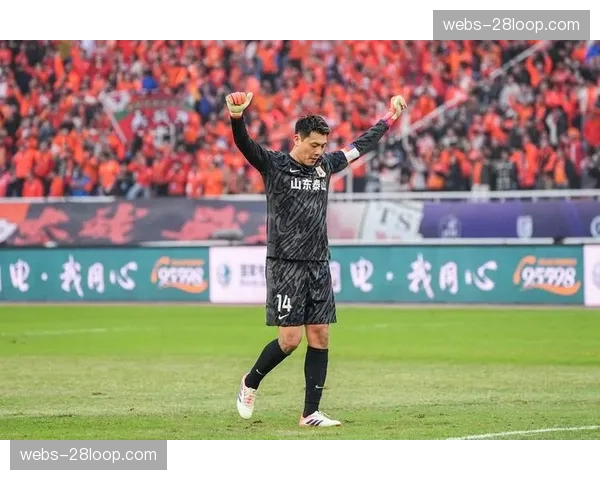山东泰山3-1上海海港，克雷桑独中两元，武磊破门难救主